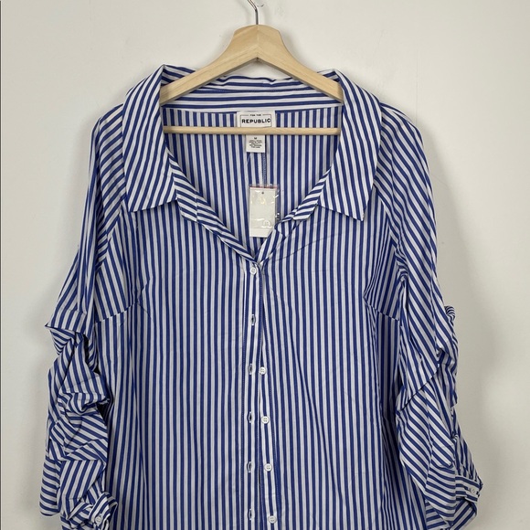 For The Republic Classy Nautical Blue and White Striped Size M Button Down Shirt - Picture 4 of 9